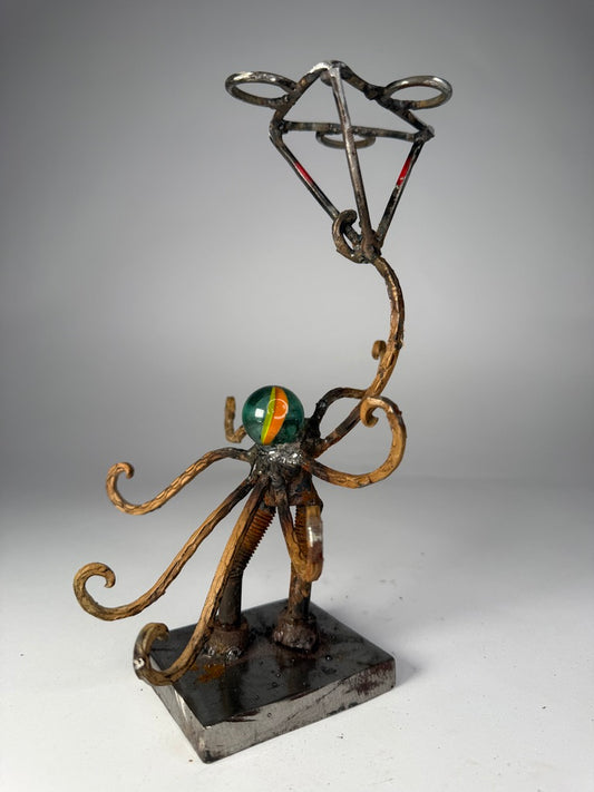 Octoholder