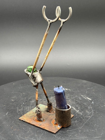 Helper Bot #129 - Original Art Object Holder
