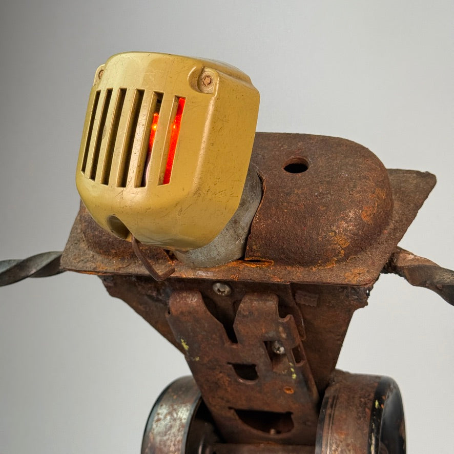 Hut Hut – Original Sculptural Lighting
