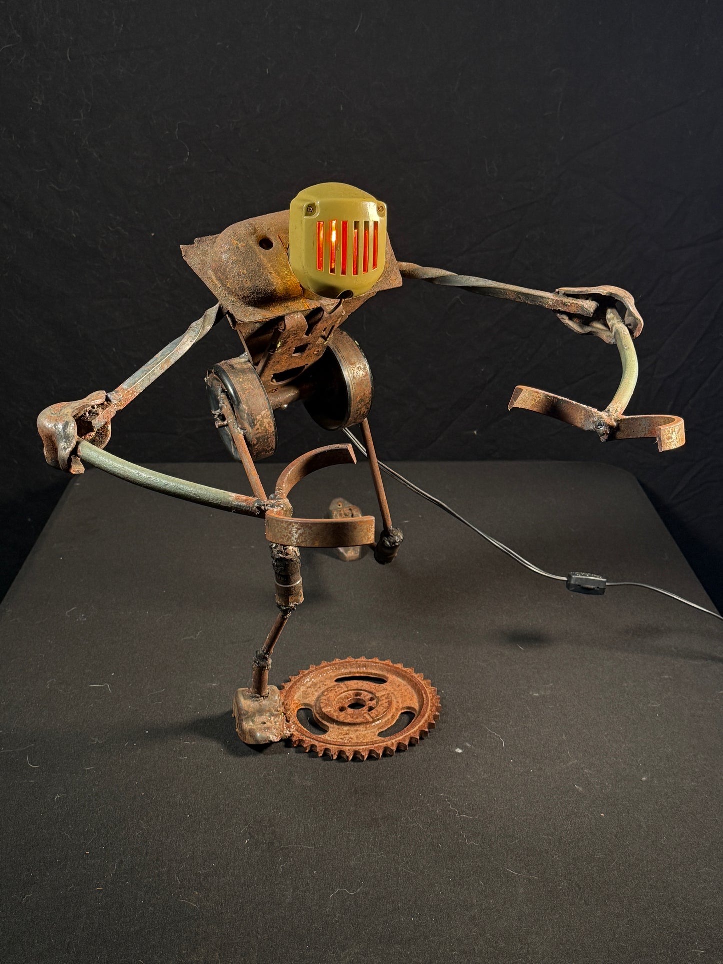 Hut Hut – Original Art Lamp and Sculptural Lighting