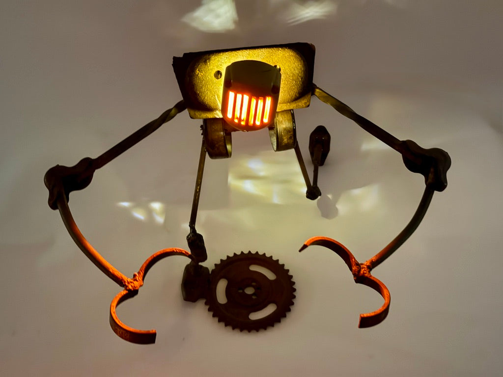 Hut Hut – Original Sculptural Lighting