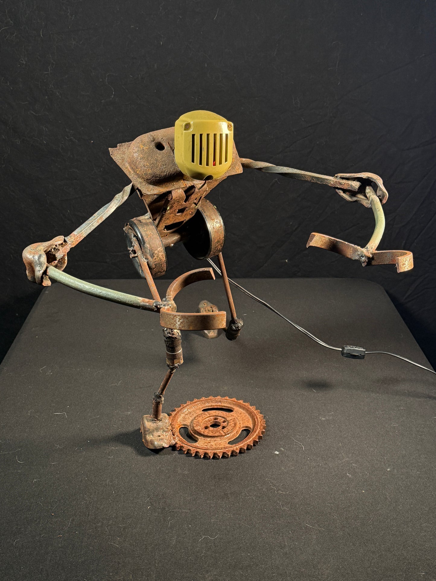 Hut Hut – Original Art Lamp and Sculptural Lighting
