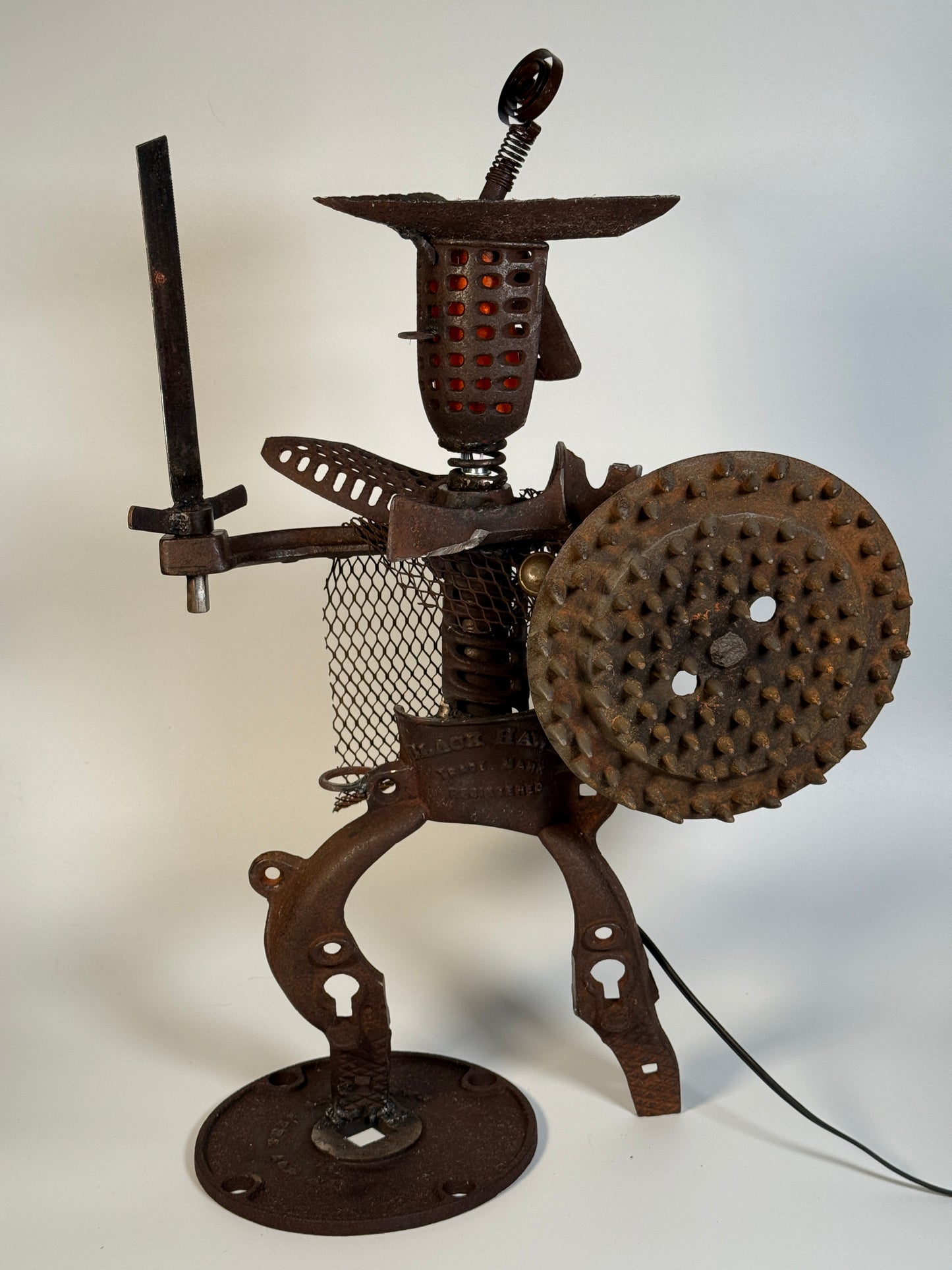 Don Qui'lote – Original Robot Art Table Lamp