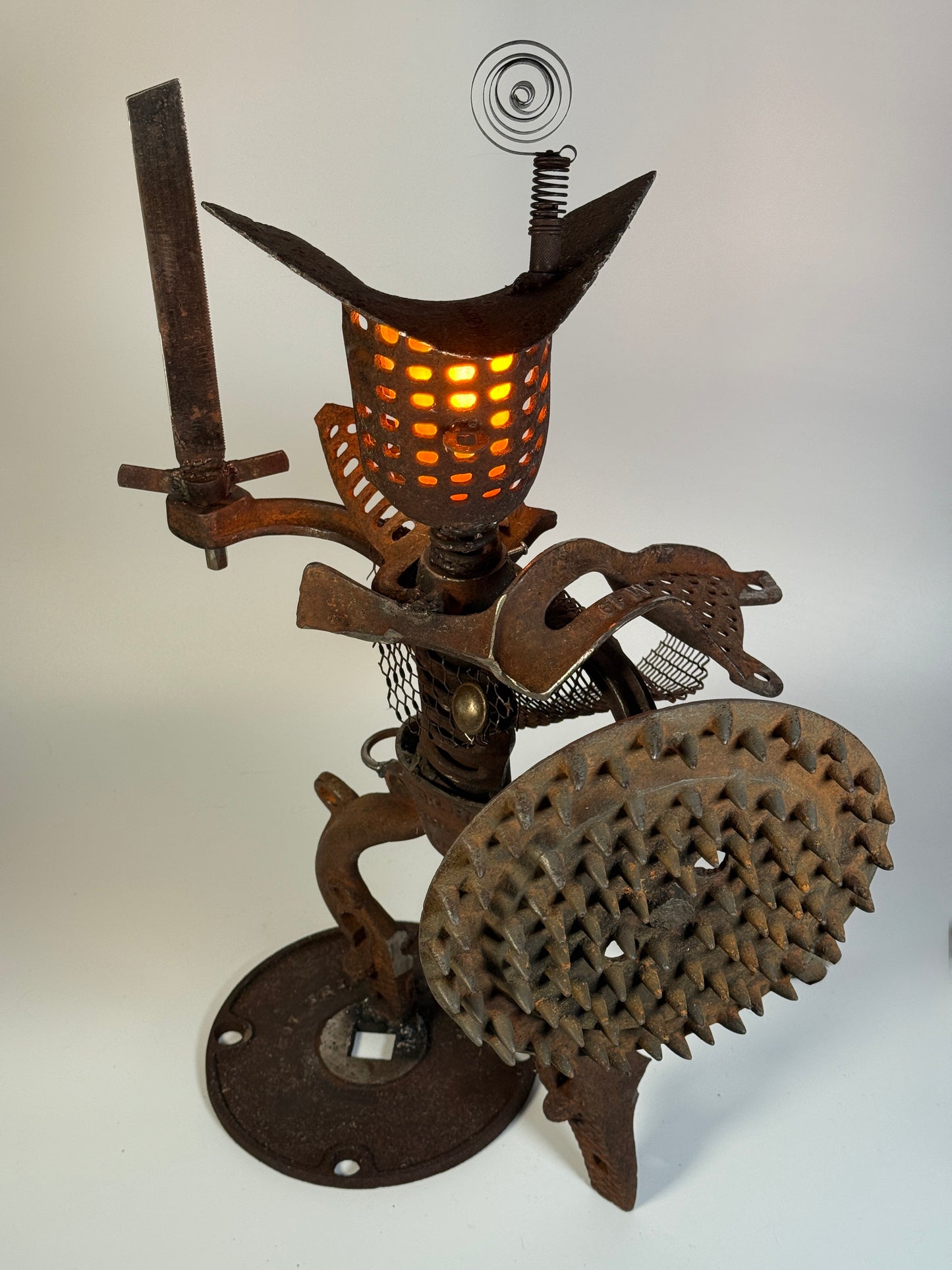 Don Qui'lote – Original Robot Art Table Lamp