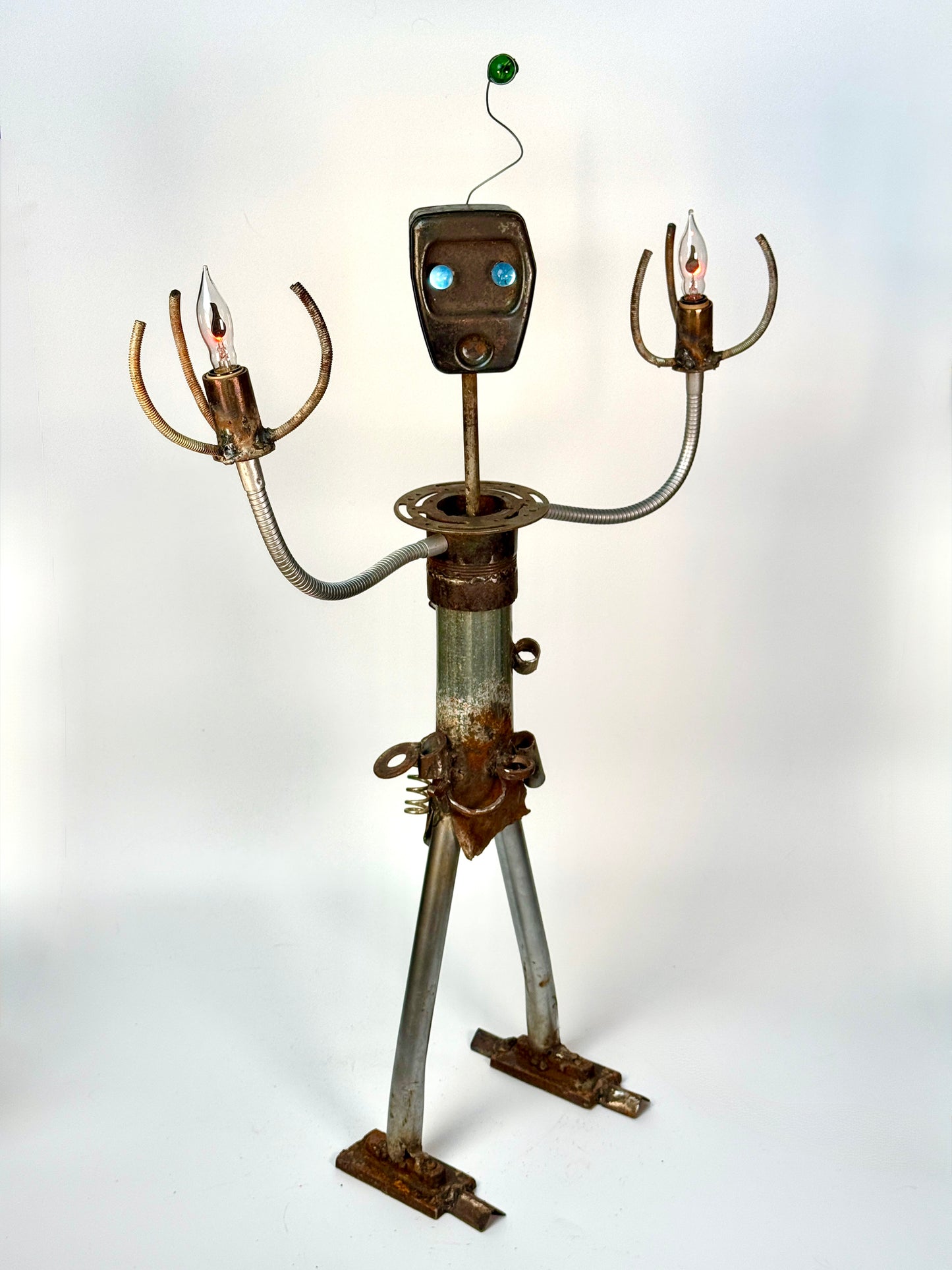 Tinker – Original Art Lamp and Sculptural Lighting
